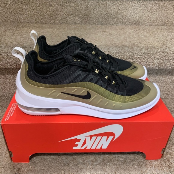 nike air axis gold